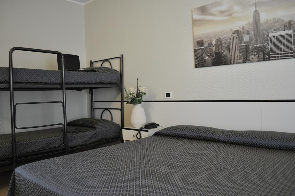 Hotel Est Piombino Kültér fotó