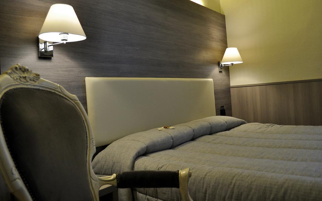 Hotel Est Piombino Kültér fotó