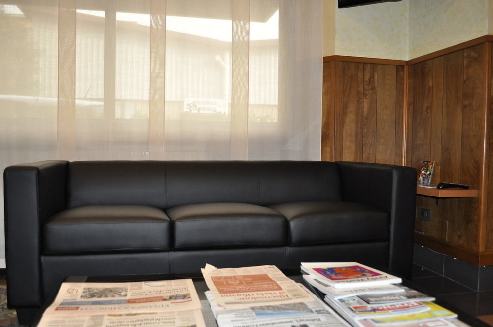 Hotel Est Piombino Kültér fotó